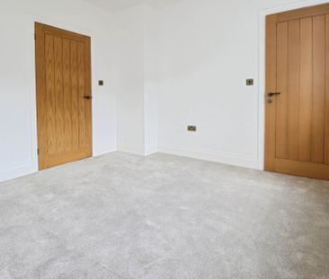 Oak Road, Bebington - Photo 3