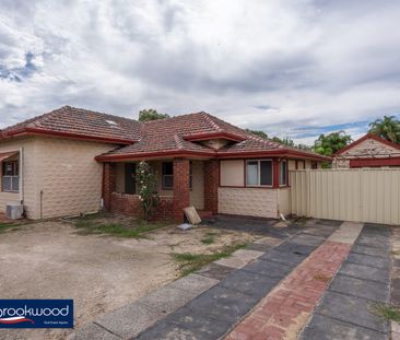 CHARACTER CHARM - Photo 6