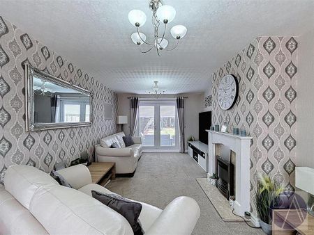 3 bedroom semi-detached house to rent - Photo 3