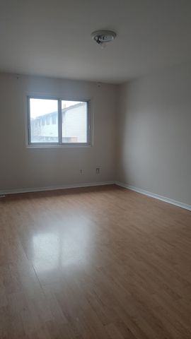 For Lease - 96 Carleton Place Unit# 96, Brampton, Ontario - Photo 4