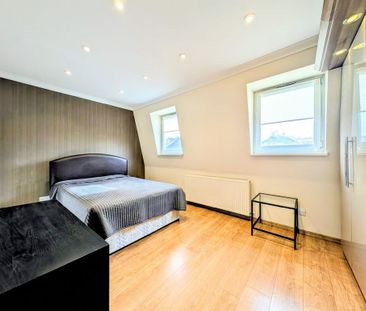 3 bedroom flat to rent - Photo 1