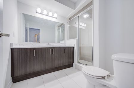 For Lease - 555 White's Hill Avenue, Markham, Ontario - Photo 2