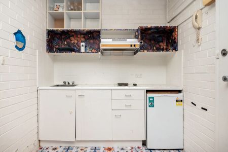 FLUID LIFESTYLE DESIGN - Semi Furnished! - Photo 5