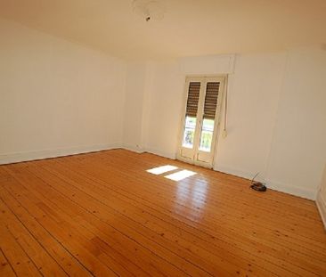 LOCATION 3 PIECES - Photo 1