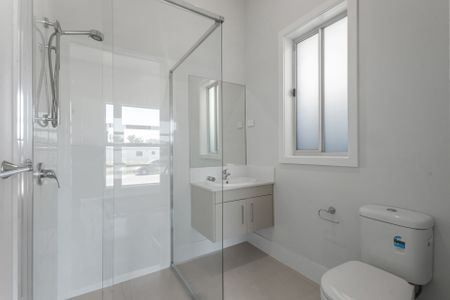 Family Friendly Living! - Photo 4