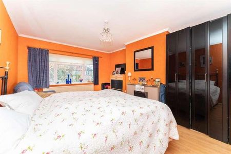 St Mary's Avenue, UB2 - Photo 5