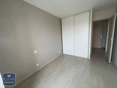 Location Appartement 3 pièces 48m² ST MAIXENT L ECOLE 79400 - Photo 4