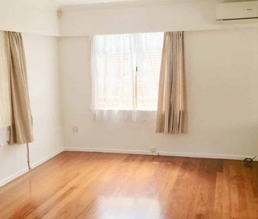 SPACE, SPACE AND MORE SPACE - 5 BEDROOMS - Photo 1