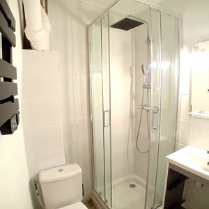 A LOUER STUDIO MEUBLE NARBONNE - Photo 3