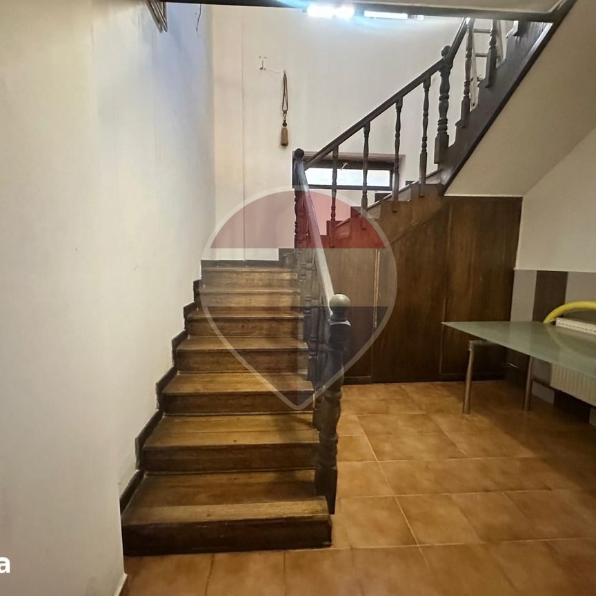 Vila de inchiriat-Saftica - Fotografie 1