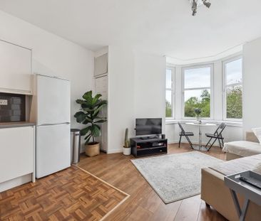 Sandbank Street Flat 2-3 - Photo 1