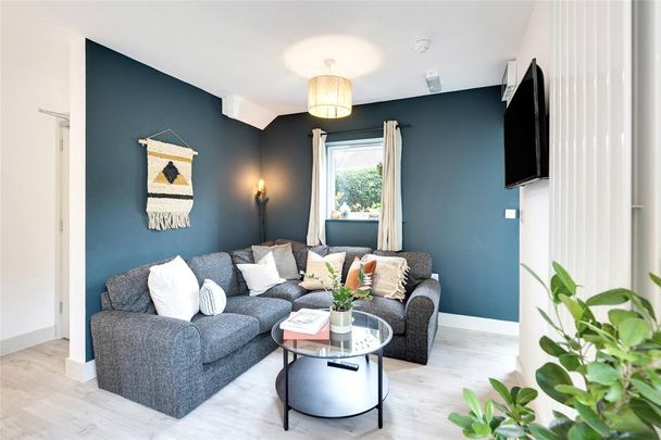 7 bedroom semi-detached house to rent - Photo 1