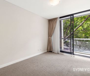 ONE BEDROOM + STUDY ON KING STREET WHARF | Unfurnished - Photo 3