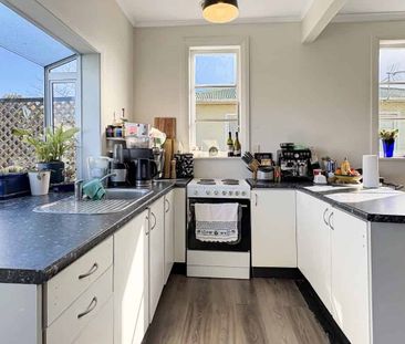 CITY CENTRE - 3 BEDROOMS - Photo 1