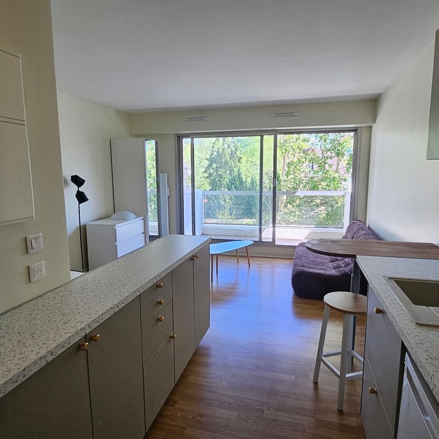 Location Appartement 1 pièce 26m² FONTAINEBLEAU 77300 - Photo 1