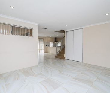 Spacious Two Storey Home! - Photo 2