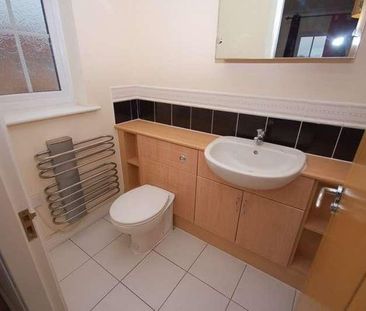 Brookhey, Hyde, SK14 - Photo 5