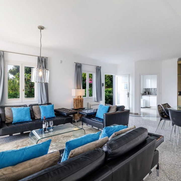 Villa • Roquebrune-Cap-Martin - Photo 1