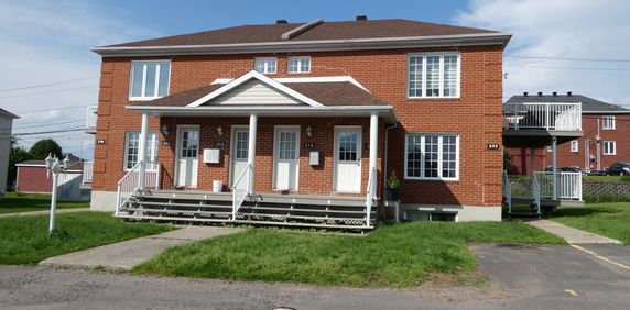 Appartement à 2 Chambres à Lévis - Photo 2