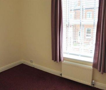 2 Bedroom Terraced To Let - Photo 4