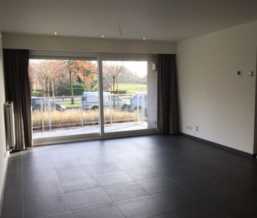 - Leuk gelijkvloers appartement met open zicht (midden rechts) - Photo 1