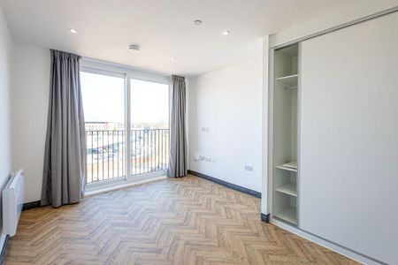 Studio to rent - Photo 3