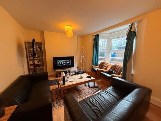 Cowper Road, Cotham - Photo 1