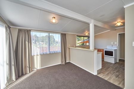 Professional Easy Living - Photo 2