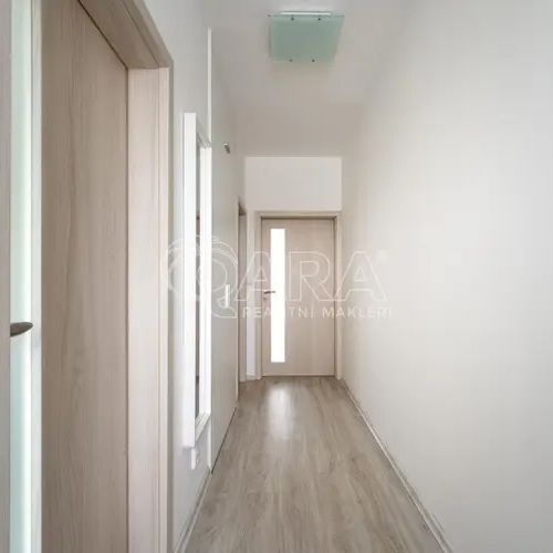 Pronájem 2+kk, ulice Lomená, Velká Bíteš - Photo 1