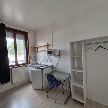 Location Appartement 1 pièce 11m² PECQUENCOURT 59146 - Photo 3