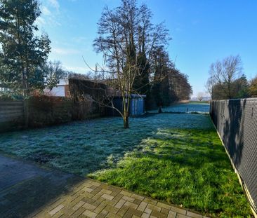 Recente halfopen bebouwing met 3 slaapkamers en tuin met mooi uitzi... - Foto 3