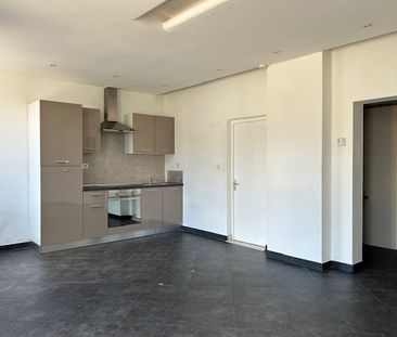 Location Appartement 2 pièces 55m² MOULINS LES METZ 57160 - Photo 2