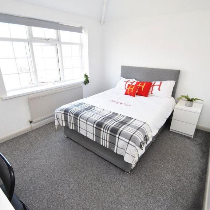 4 bedroom house to rent - Photo 1