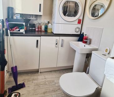 3 bedroom townhouse to rent - Photo 6