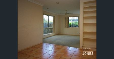Boutique Townhouse Living In Annerley - Photo 2