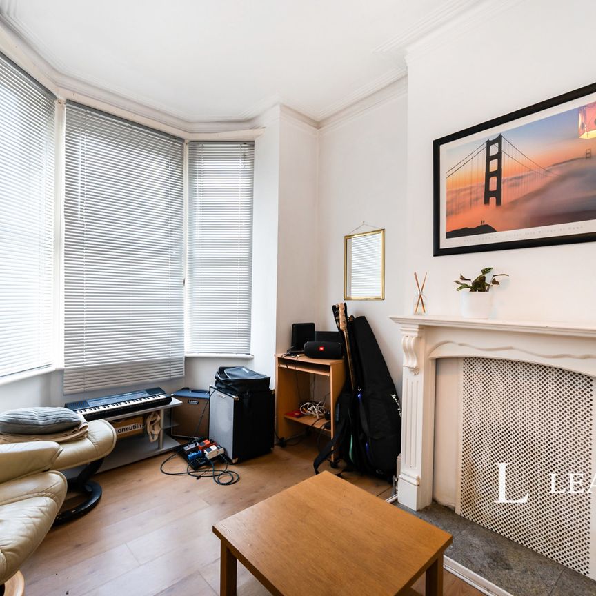 3 bedroom house to rent Stansted Road, PO5 - Photo 1