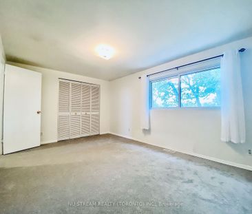 For Lease - 2020 Pharmacy Avenue Unit# 2, Toronto, Ontario - Photo 1