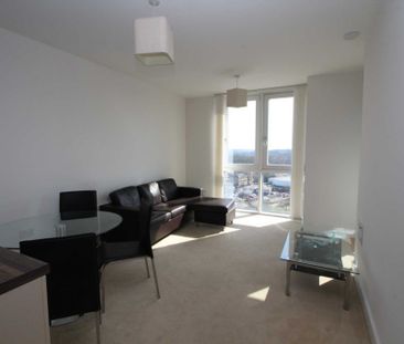 2 bed Flat for rent - Photo 6