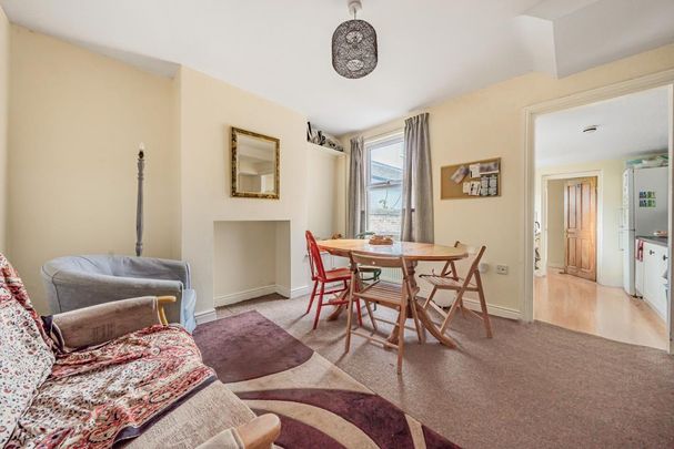 5 bedroom semi-detached house to rent - Photo 1