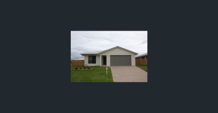 Light Filled Family Home, Quiet Street, Spacious Living and Private Garden - Photo 3