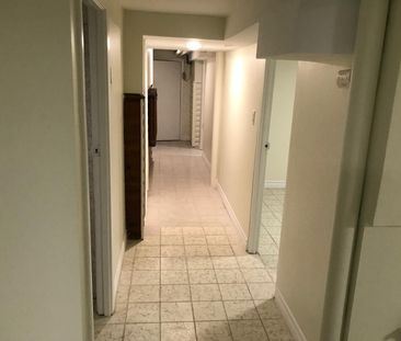 For Lease - 184 Livingstone Avenue Unit# Lower, Toronto, Ontario - Photo 3