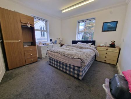 2 bedroom detached house to rent - Photo 4