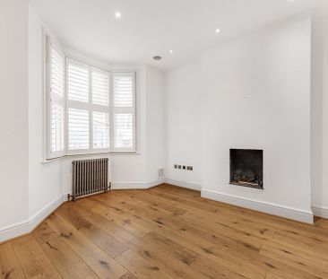 4 bedroom terraced house to rent - Photo 1