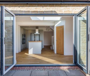 3 bedroom semi-detached house to rent - Photo 2