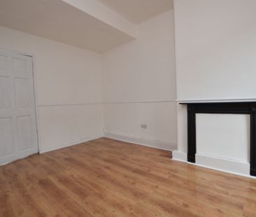 2 Bedroom Terraced House - Photo 1
