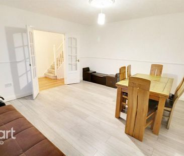 3 bedroom terraced house to rent - Photo 1