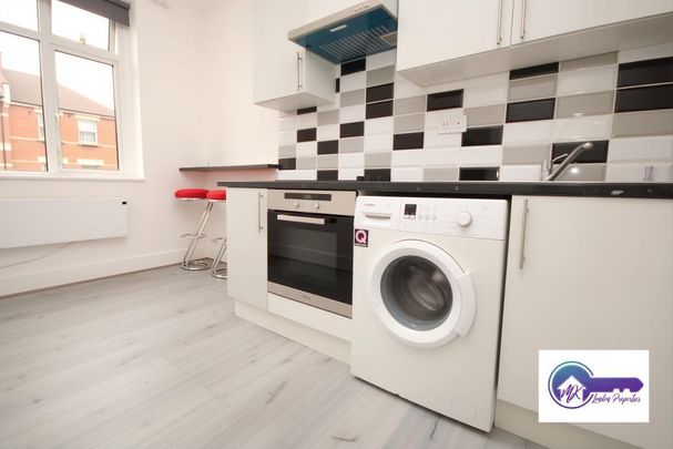 1 Bedroom Studio To Rent - Photo 1