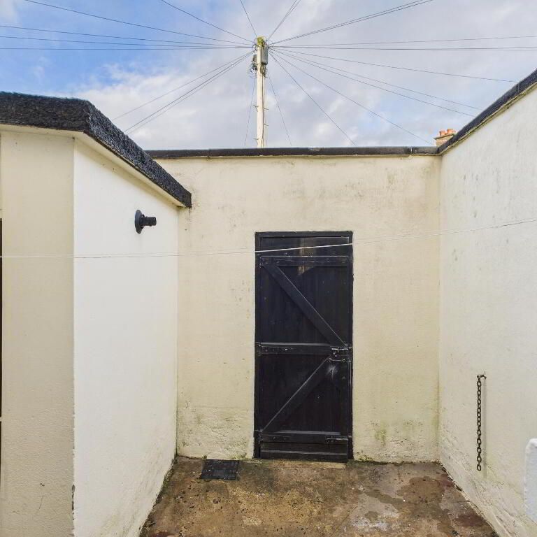 270 Beersbridge Road, Belfast, BT5 4RZ - Photo 1