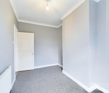 2 Bedroom Terraced House - Photo 5