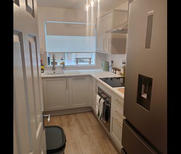 1 Bed Flat, Middleton, LS10 - Photo 6